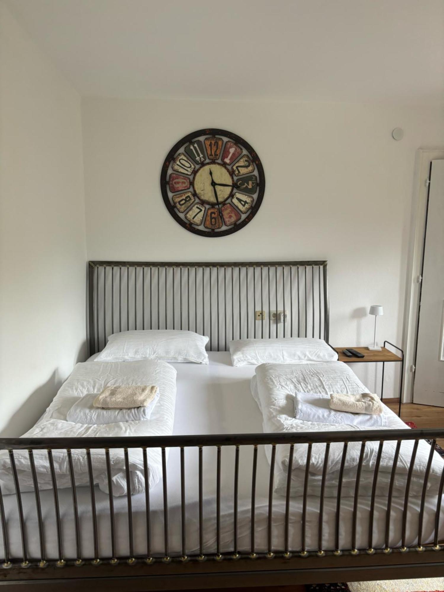 Gaestezimmer Panorama * Schwaz