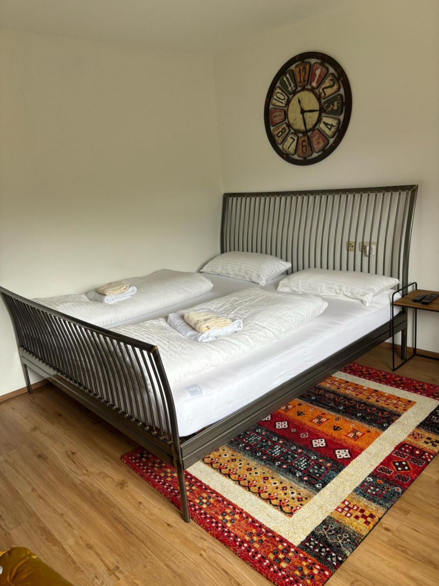 Gaestezimmer Panorama * Schwaz